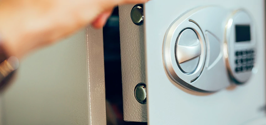 Fingerprint Safe Openers in Laguna Niguel, CA